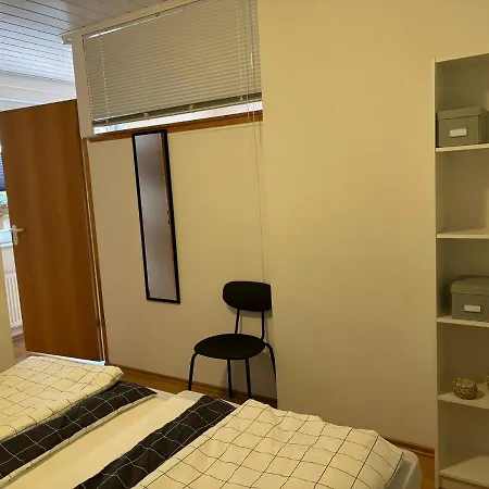 דירה Am Waldrand טראבן-טרארבאך